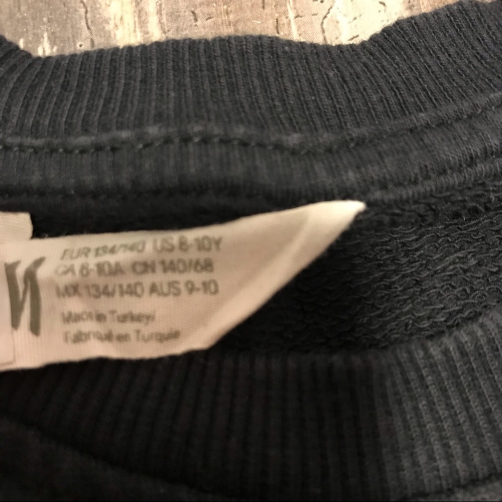 ❌SOLD❌ H&M 8-10Y Flip Robot Thick Warm SweatShirt EUC - Picture 4 of 4